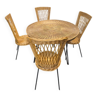 Wicker and black metal dining set