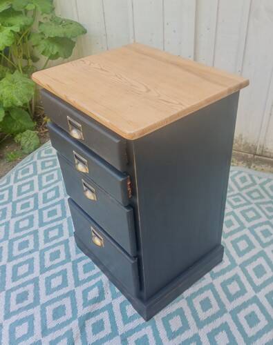 Black patina chest of drawers