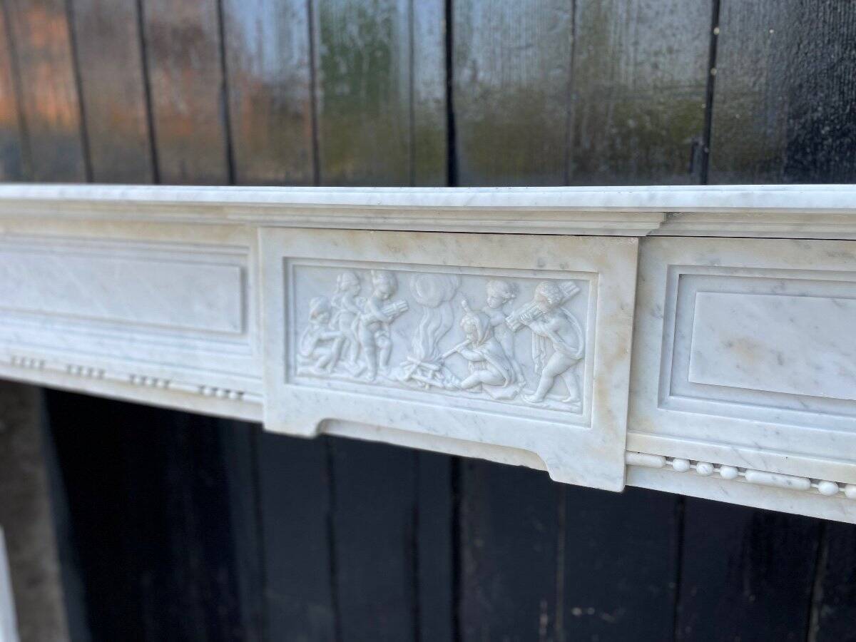 Louis XVI fireplace in Carrara marble