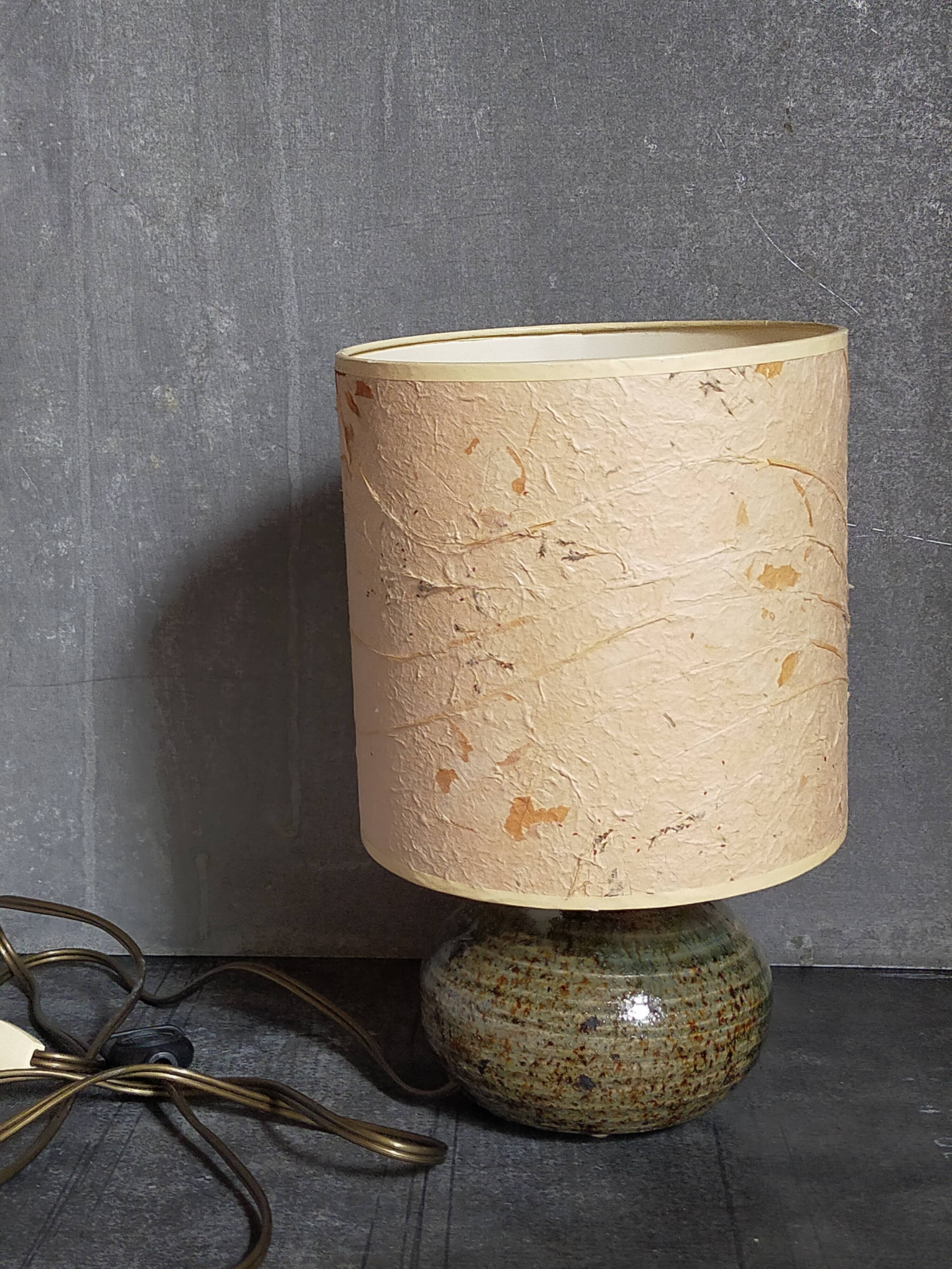 Lampe d'appoint vintage en grès émaillé, abat-jour herbier