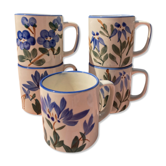 Vintage flower cups