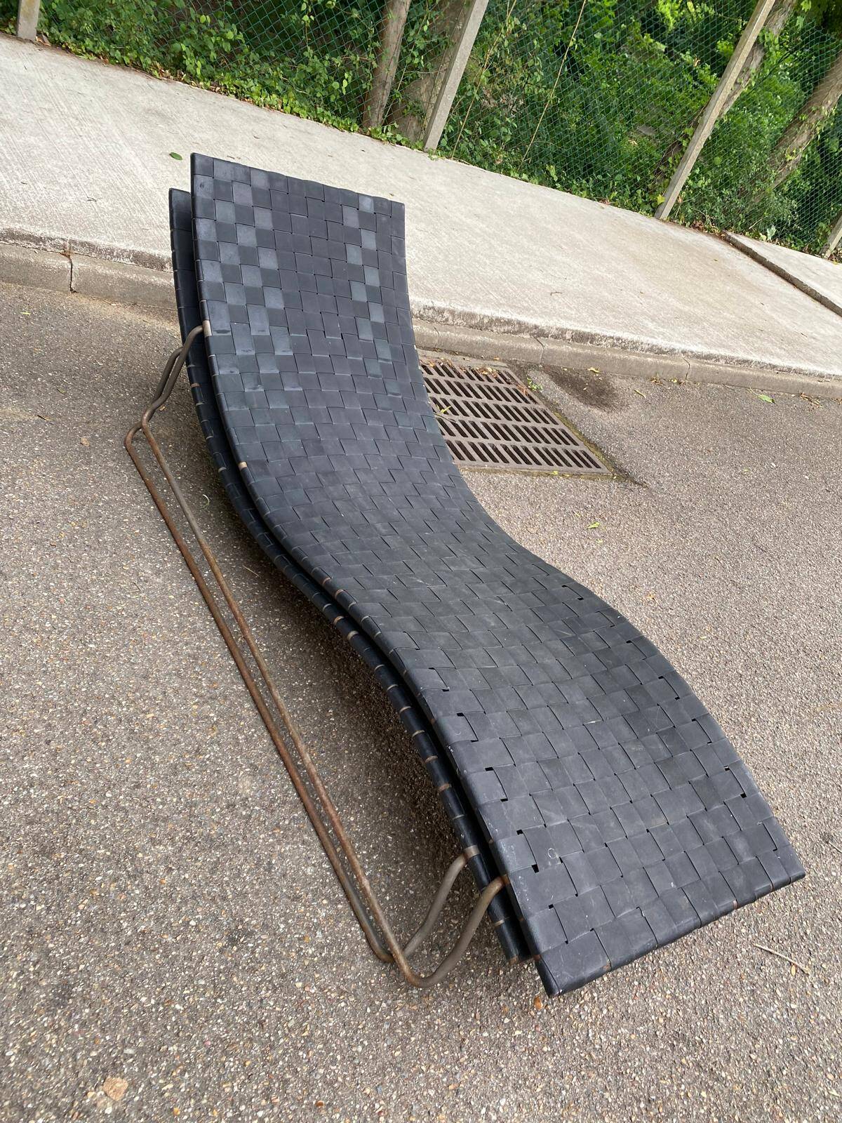 2 vinyl garden loungers from the 1960s