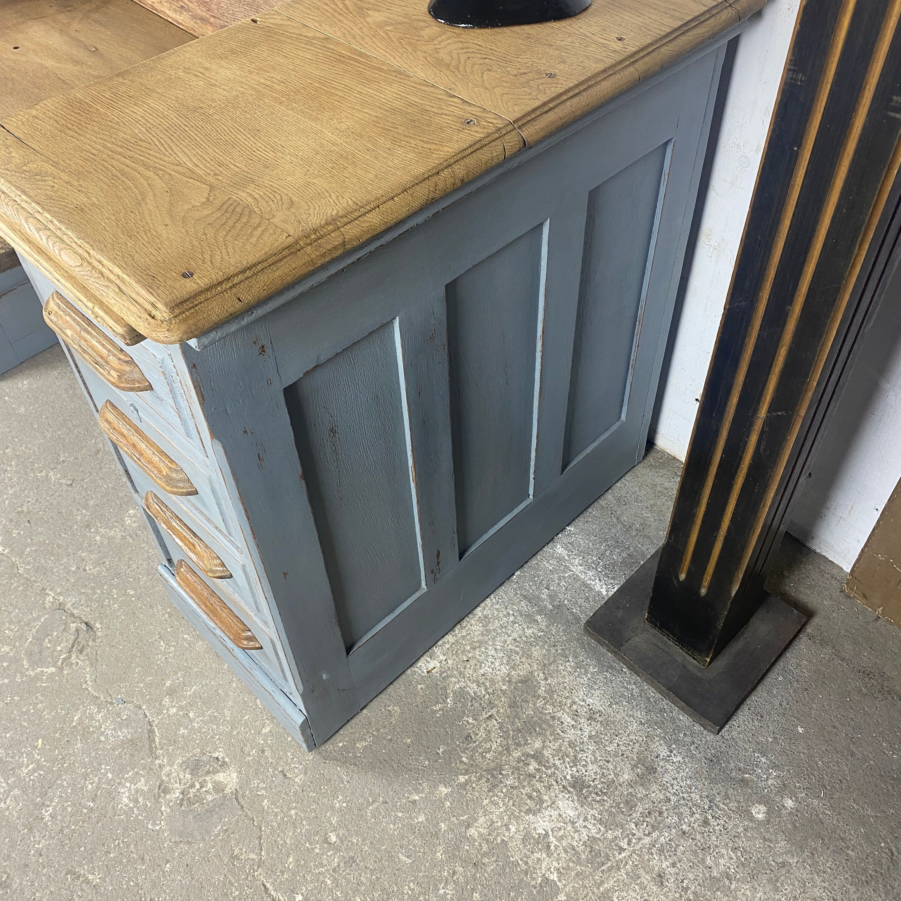 Bureau escamotable chêne patine