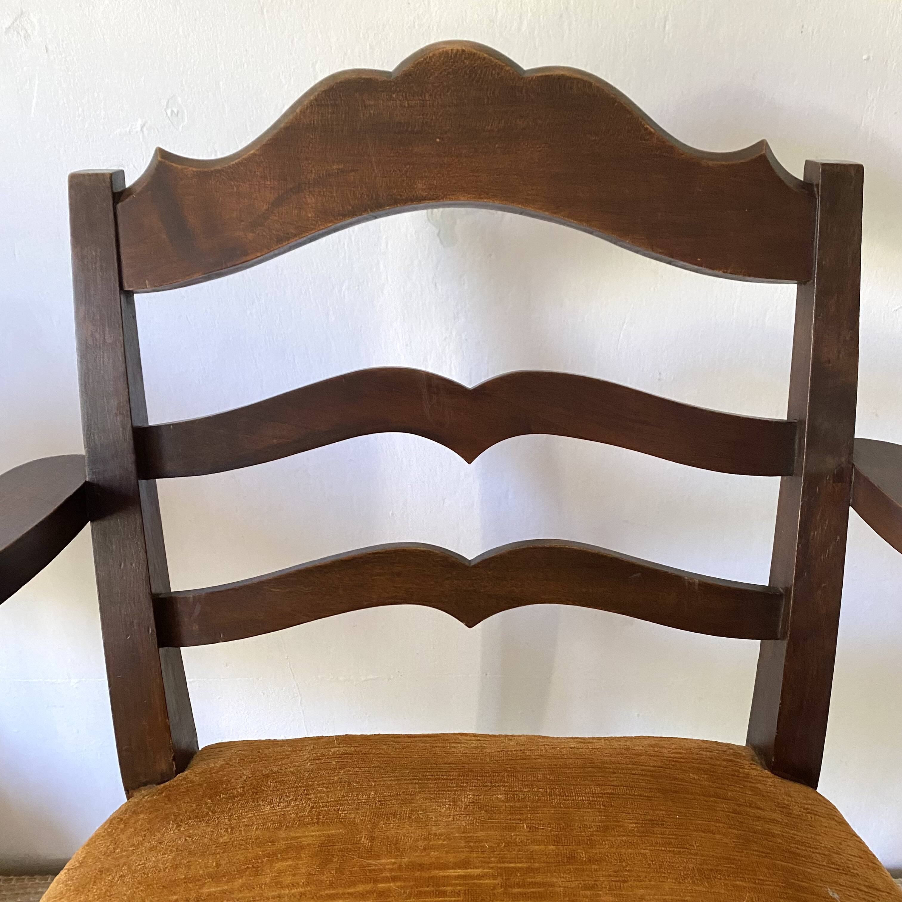 Pair of wooden and velvet armchairs from the 30s and 40s