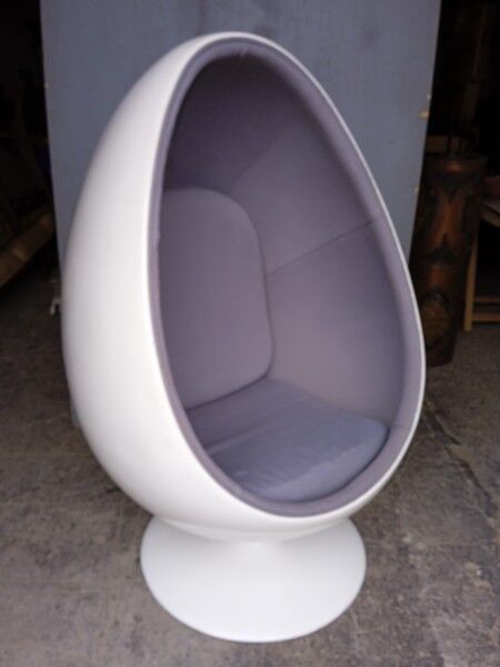 Armchair egg design st 1970 turning