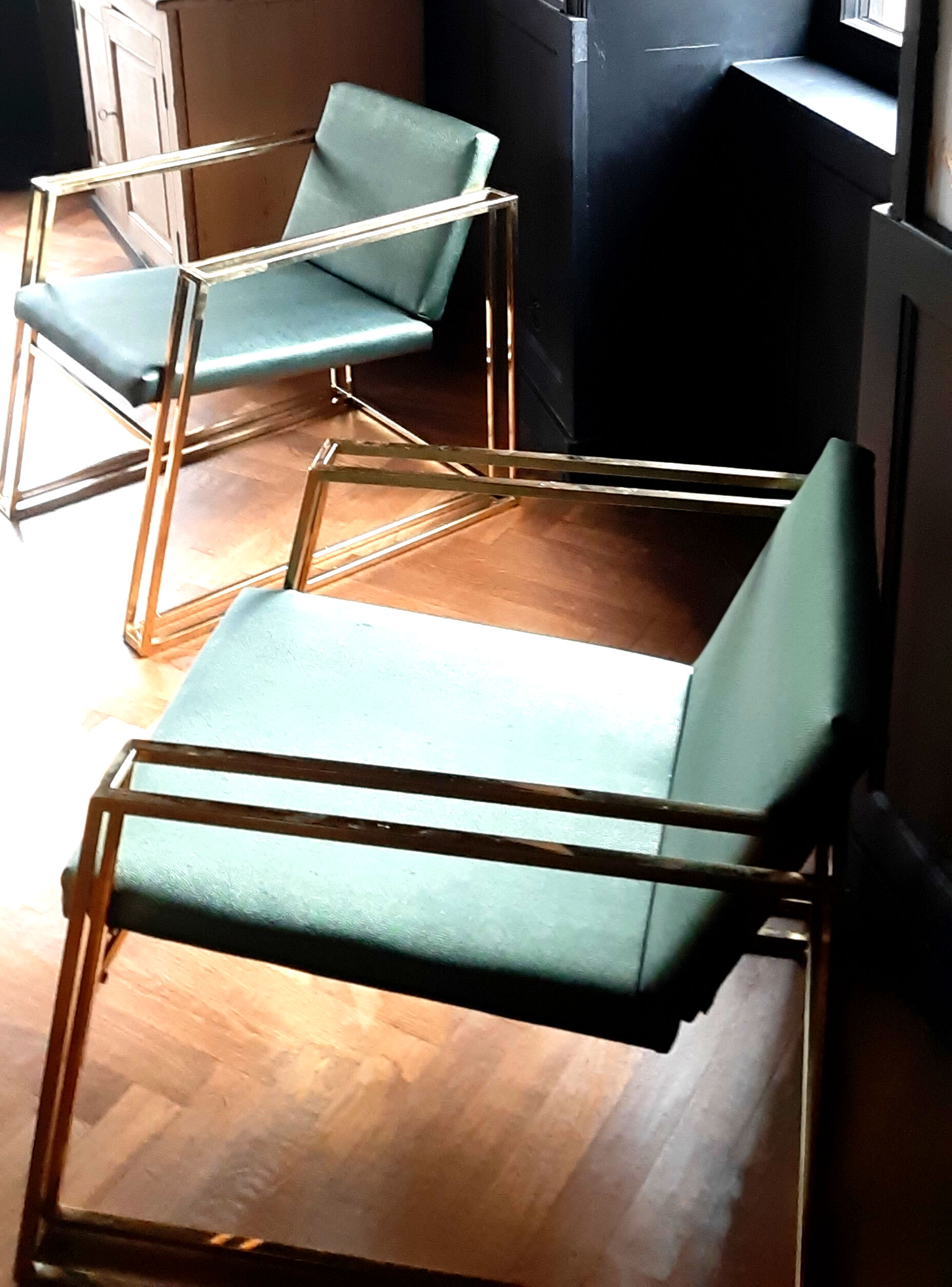 Pair of design armchairs allemand