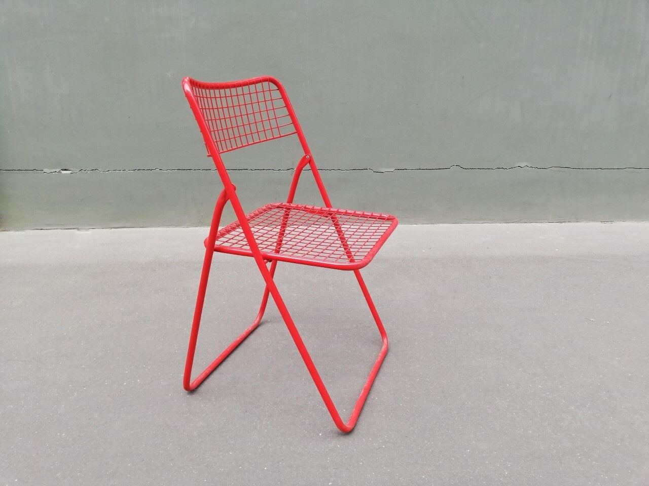 Niels Gammelgaard ted net folding chair