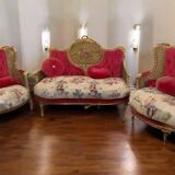 Salon de style Louis XV, artisanal en hêtre rouge et doré en bois d'hêtre