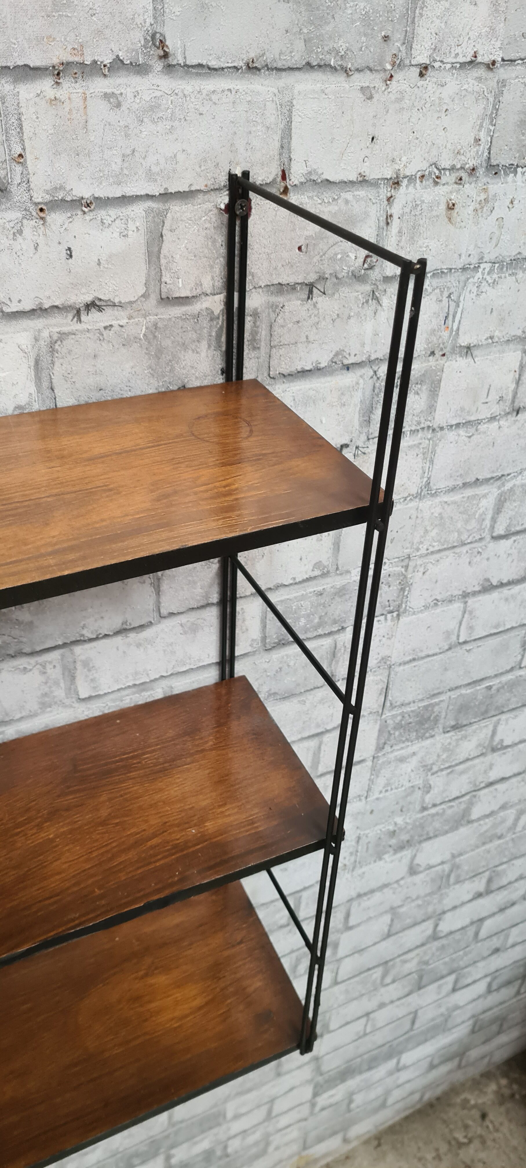 Floor 1960 string wood rising black smooth