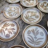 Vintage Longchamp dessert plate set