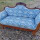 Antique walnut canapé in Louis Philippe style