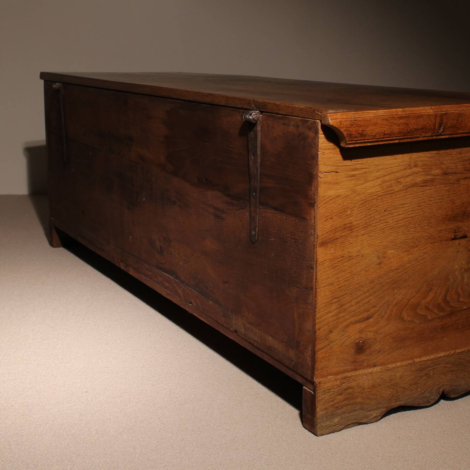 Handcrafted Solid Oak Chest with Rustic Carvings | Germany