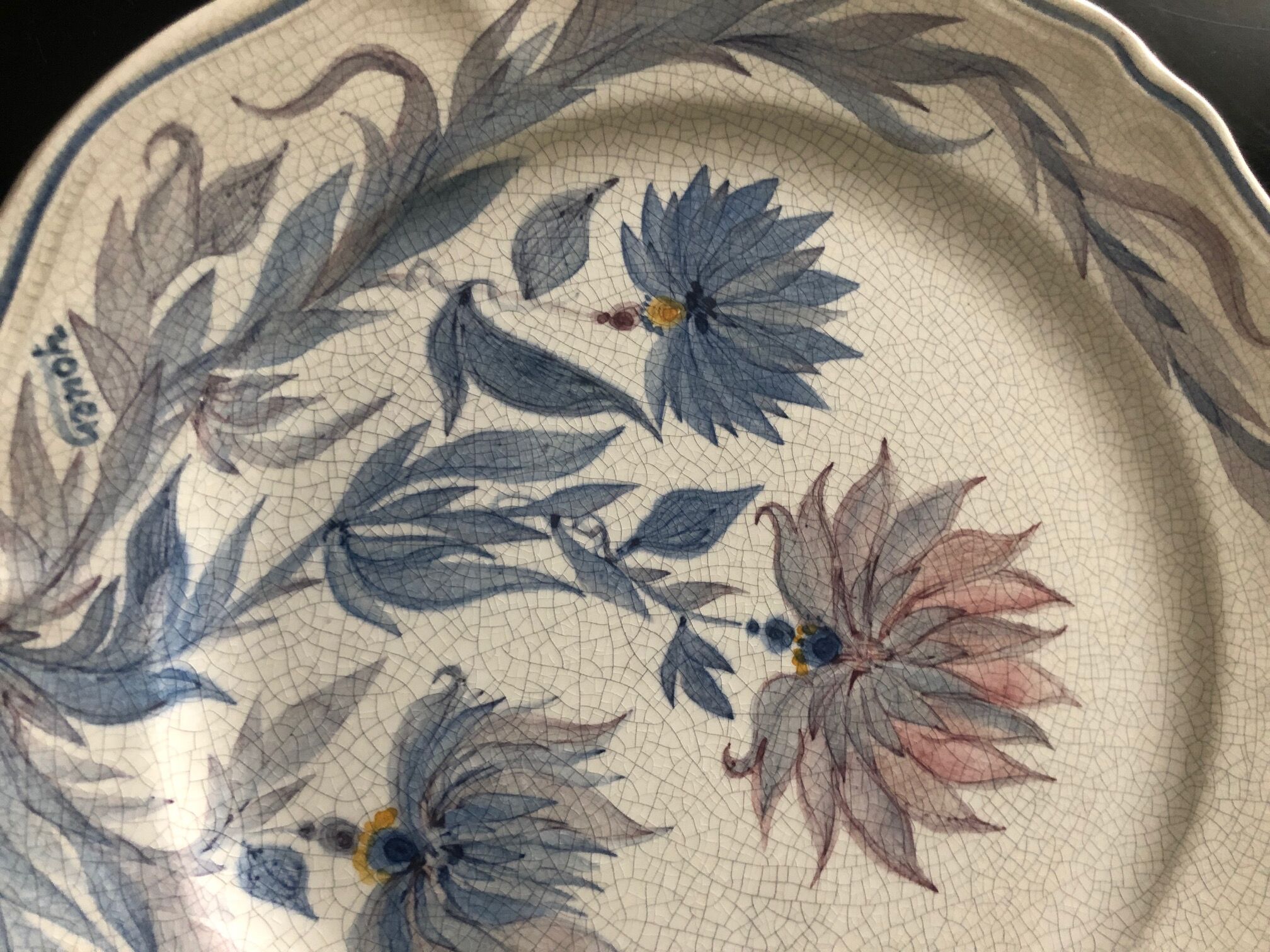 Plate in faience of quimper signed youen