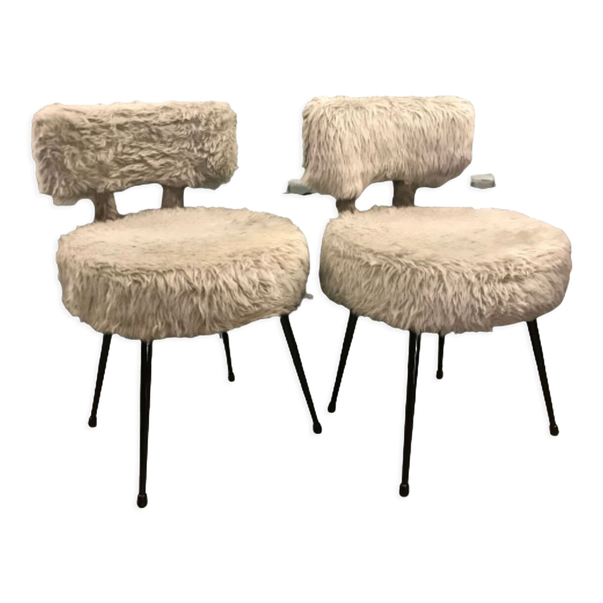 Pair of fluffy chairs