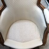 Pair of Louis XVI-style shepherdesses