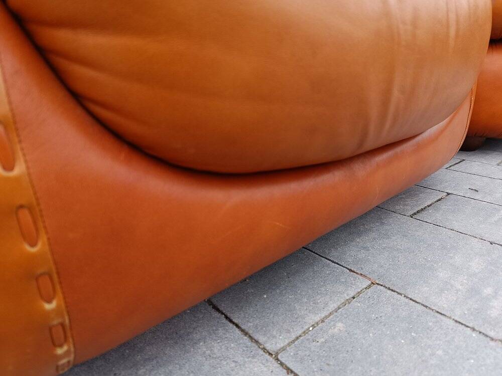 Canapé et fauteuils en cuir cognac par Sapporo pour Mobil, Italie