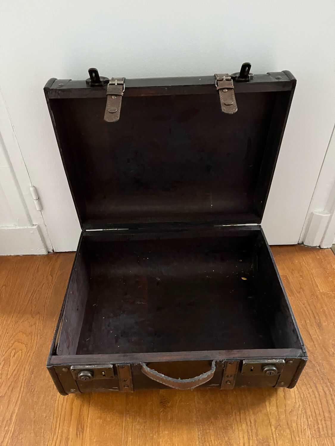 Storage case