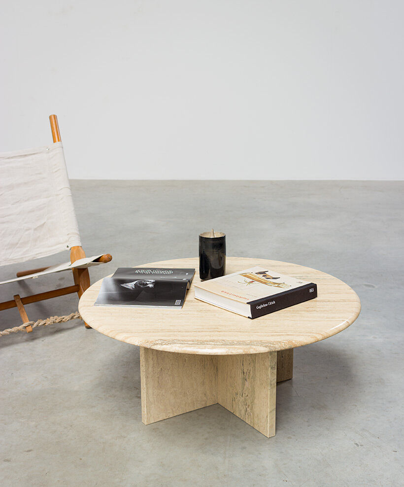 Modernist Round coffee Table in Travertine, 1970s