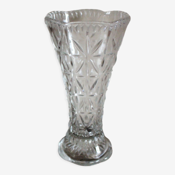 Transparent carved glass vase flowers