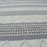 Handmade artisanal rug in Wool – Modern and natural design in Beige Ecru