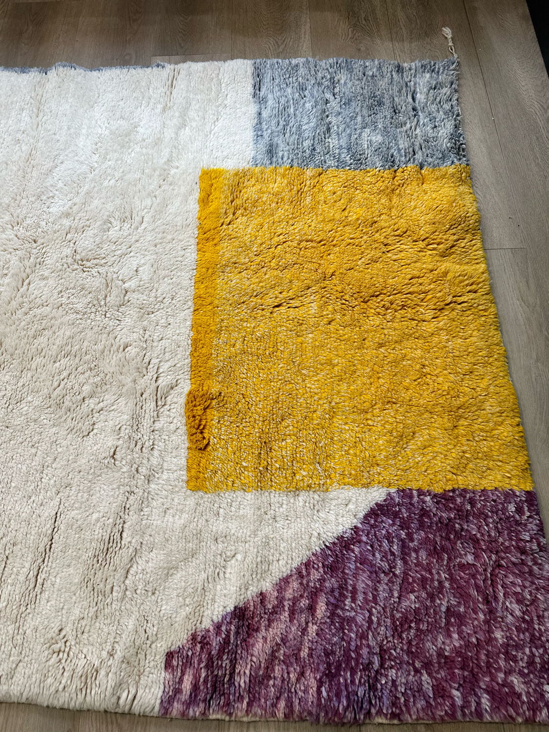 Berber rug Beni Ouarain 250cm x 150cm