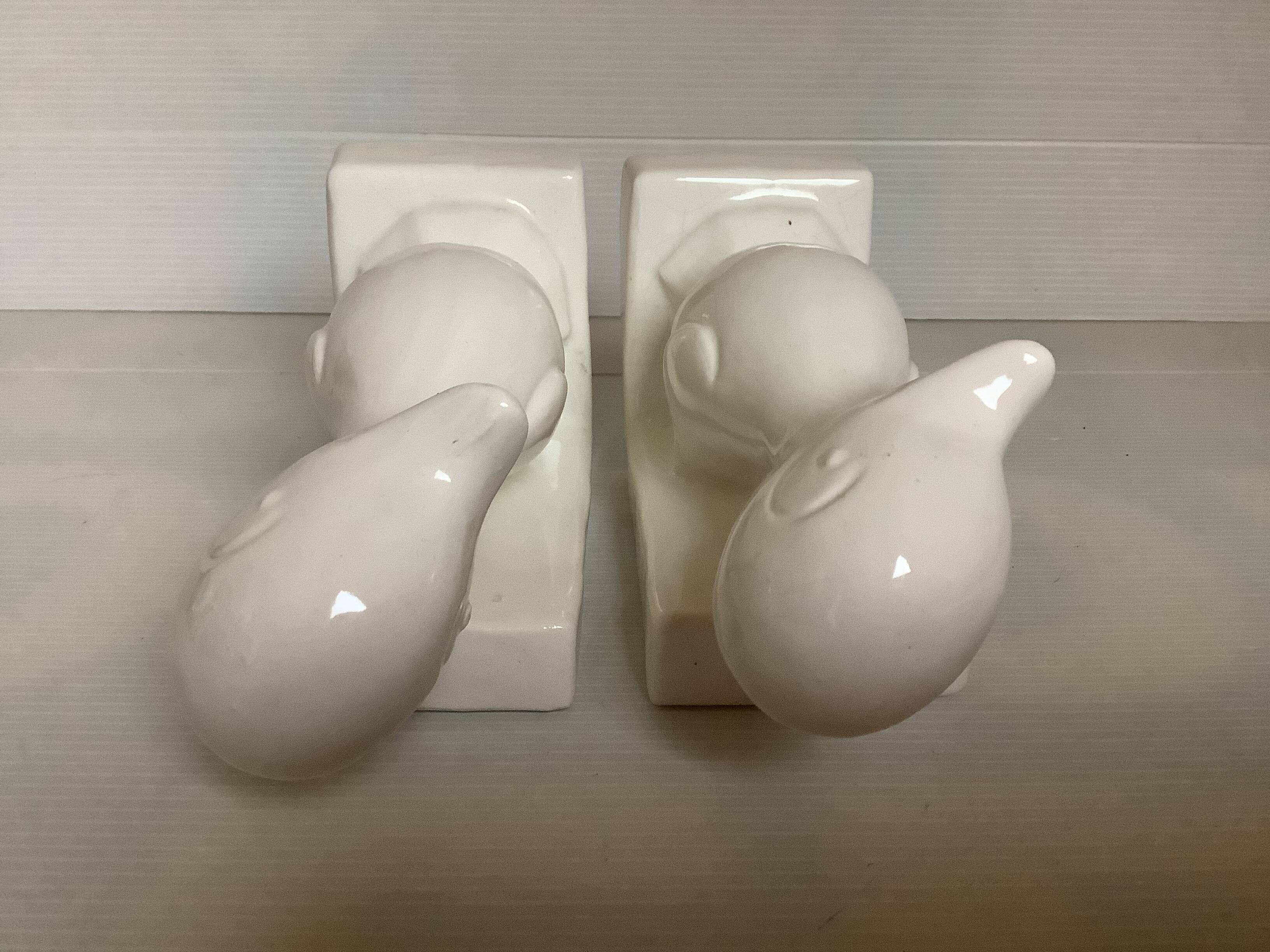 Pair of zoomorphic bookends for children