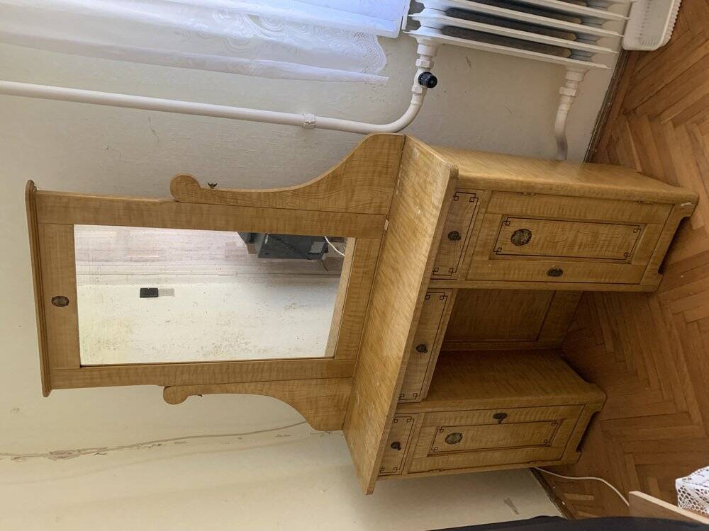 Hand-painted brown wooden dressing table with integrated mirror — early 20th century