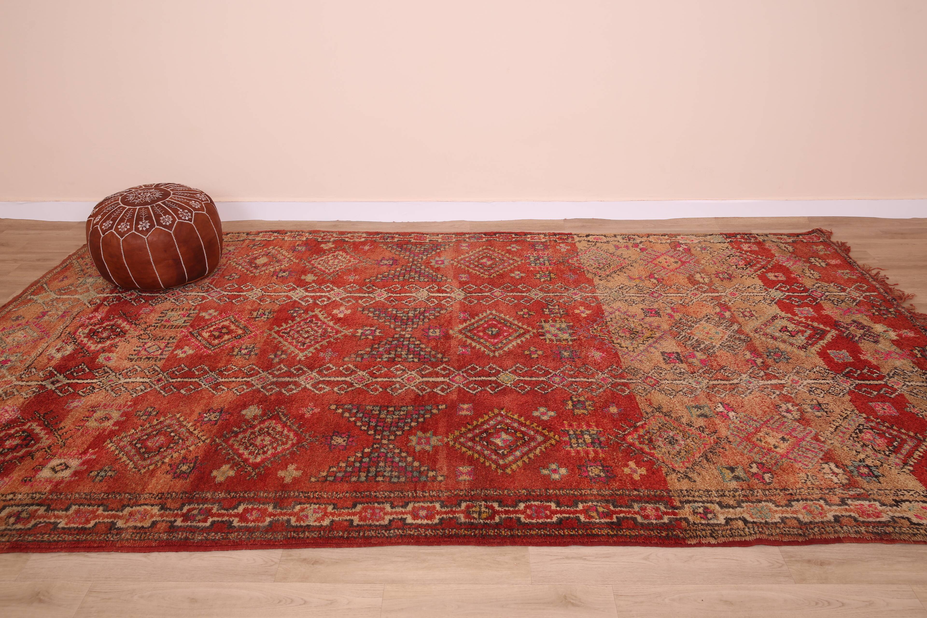 Vintage Moroccan Wool Rug 196 x 350 cm, Berber Handmade Bohemian Rug Unique