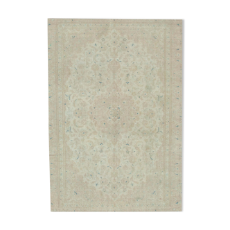 Hand-Knotted Persian Vintage 205 cm x 295 cm Beige Wool Rug