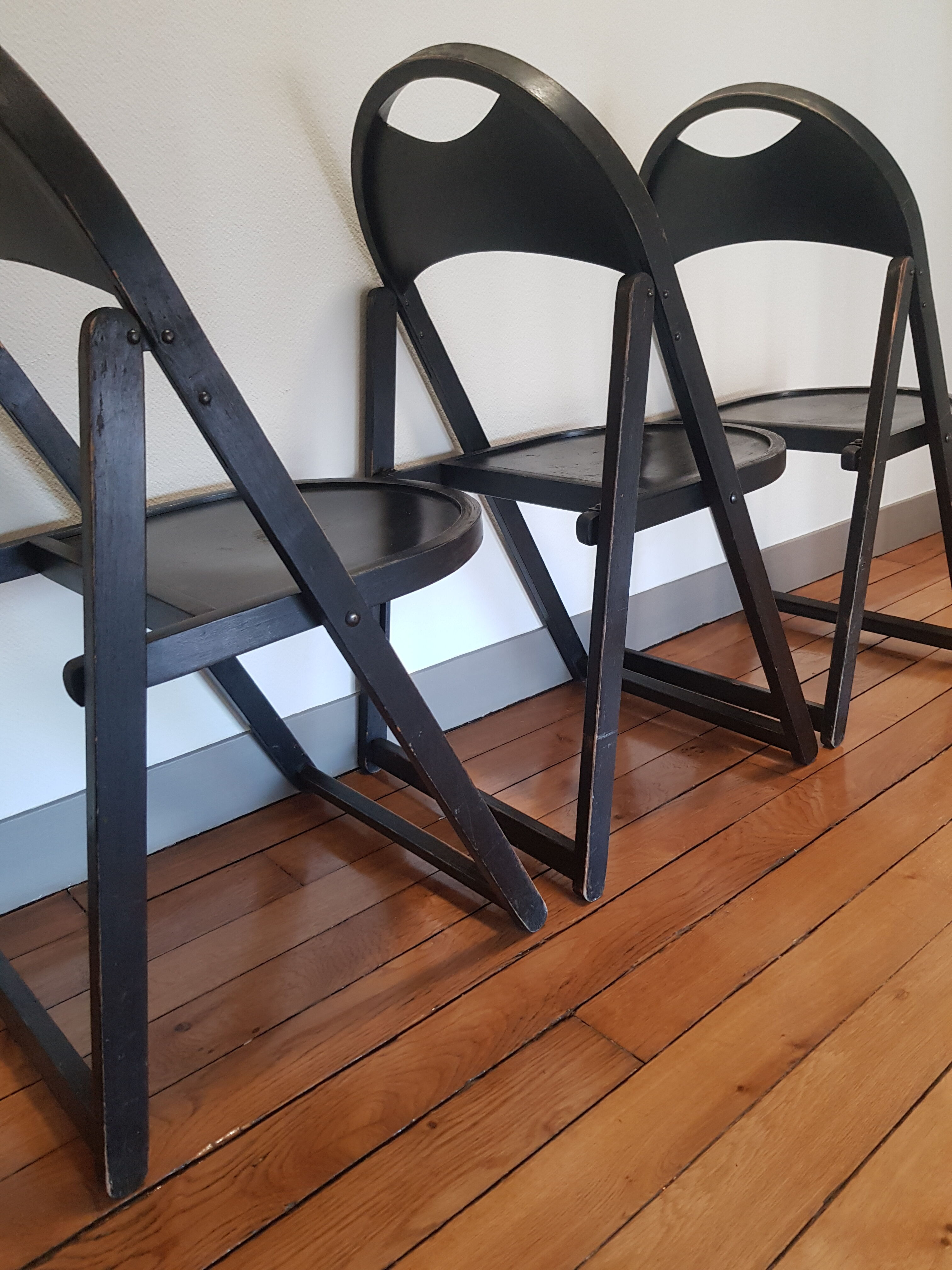 Lot of 3 folding chairs tunaet b751