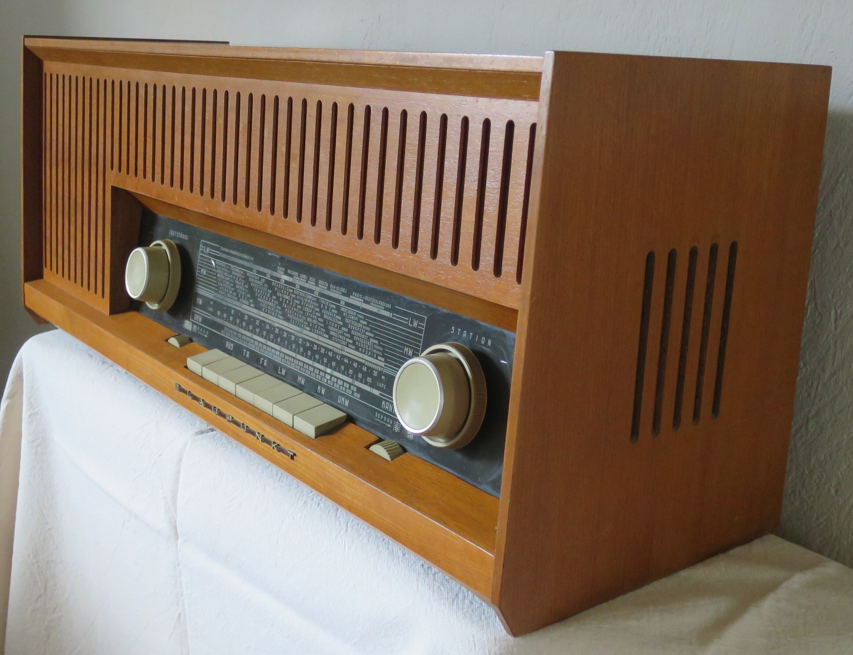 Radio TSF Blaupunkt Stockholm 1964 wood works