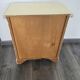 Table de chevet en bois beige, 2 tiroirs