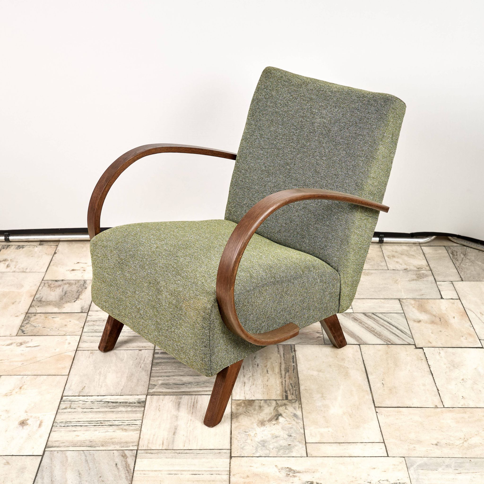 H 410 type C Armchair designed by Jindrich Halabala, 1940s, Czechoslovakia