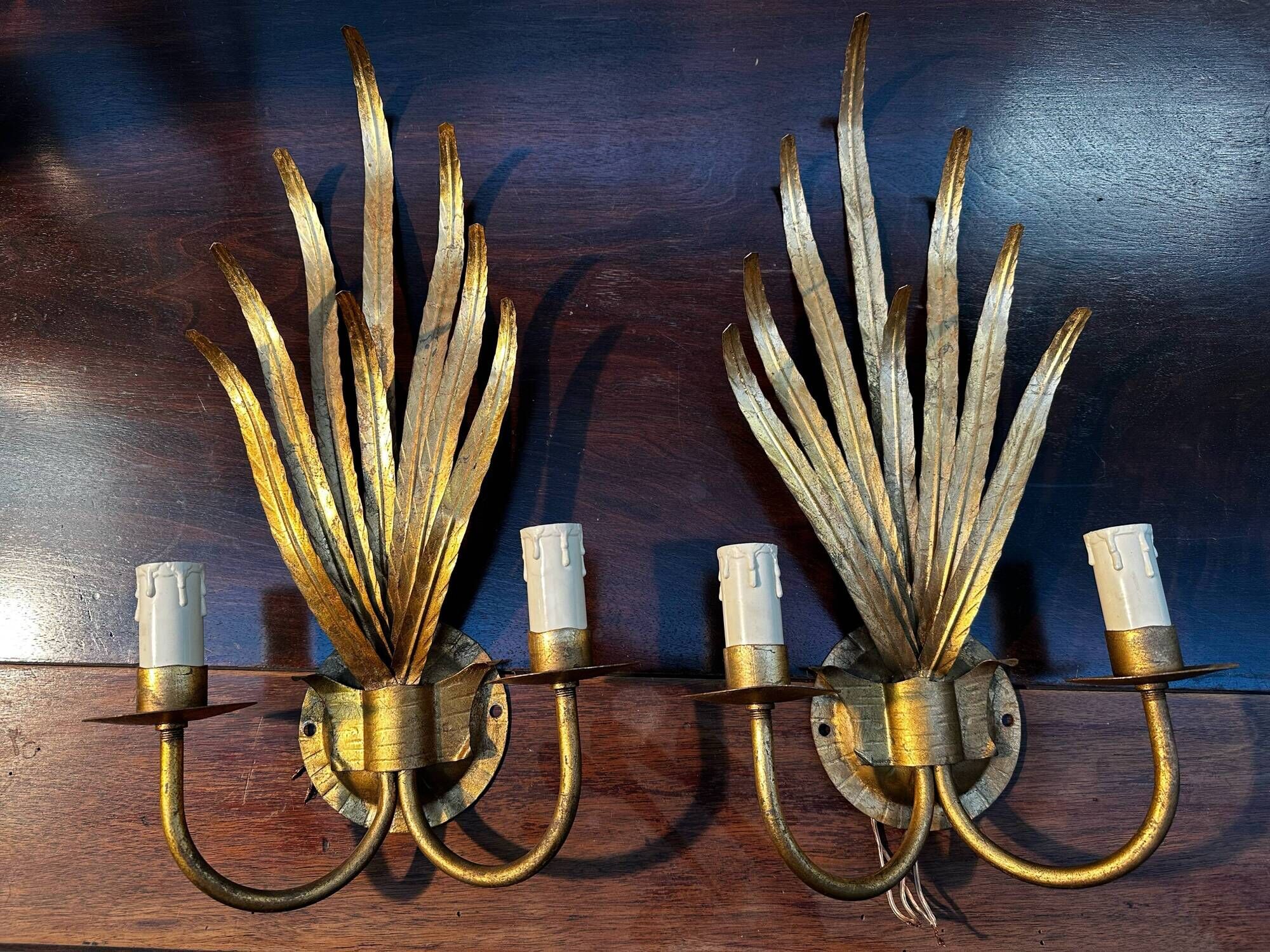 Pair of gold metal foliage spray sconces in the Bagues style - Vintage 70's