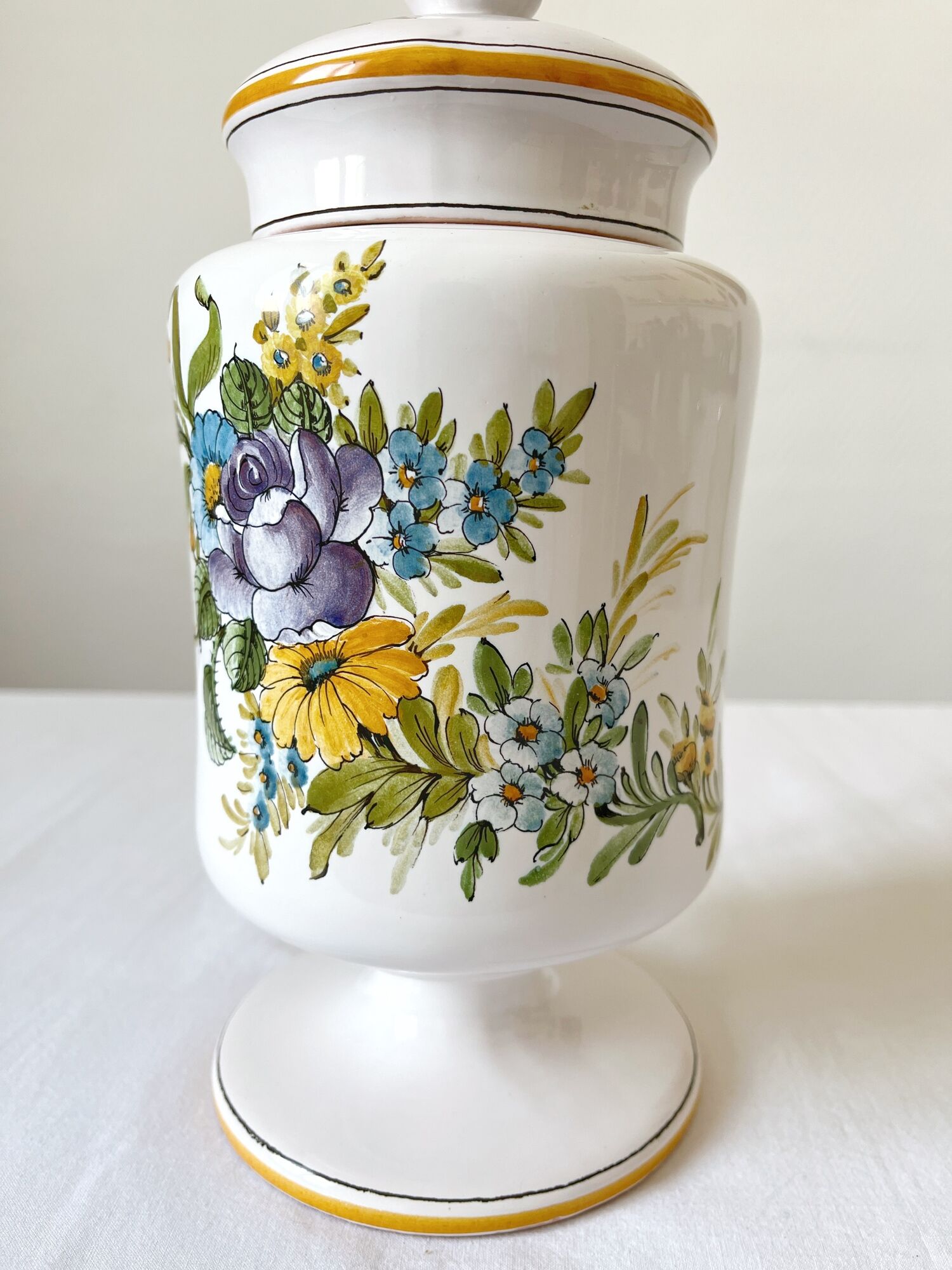 Apothecary pot Rhubarbe signed Lallier earthenware of art of Moustiers