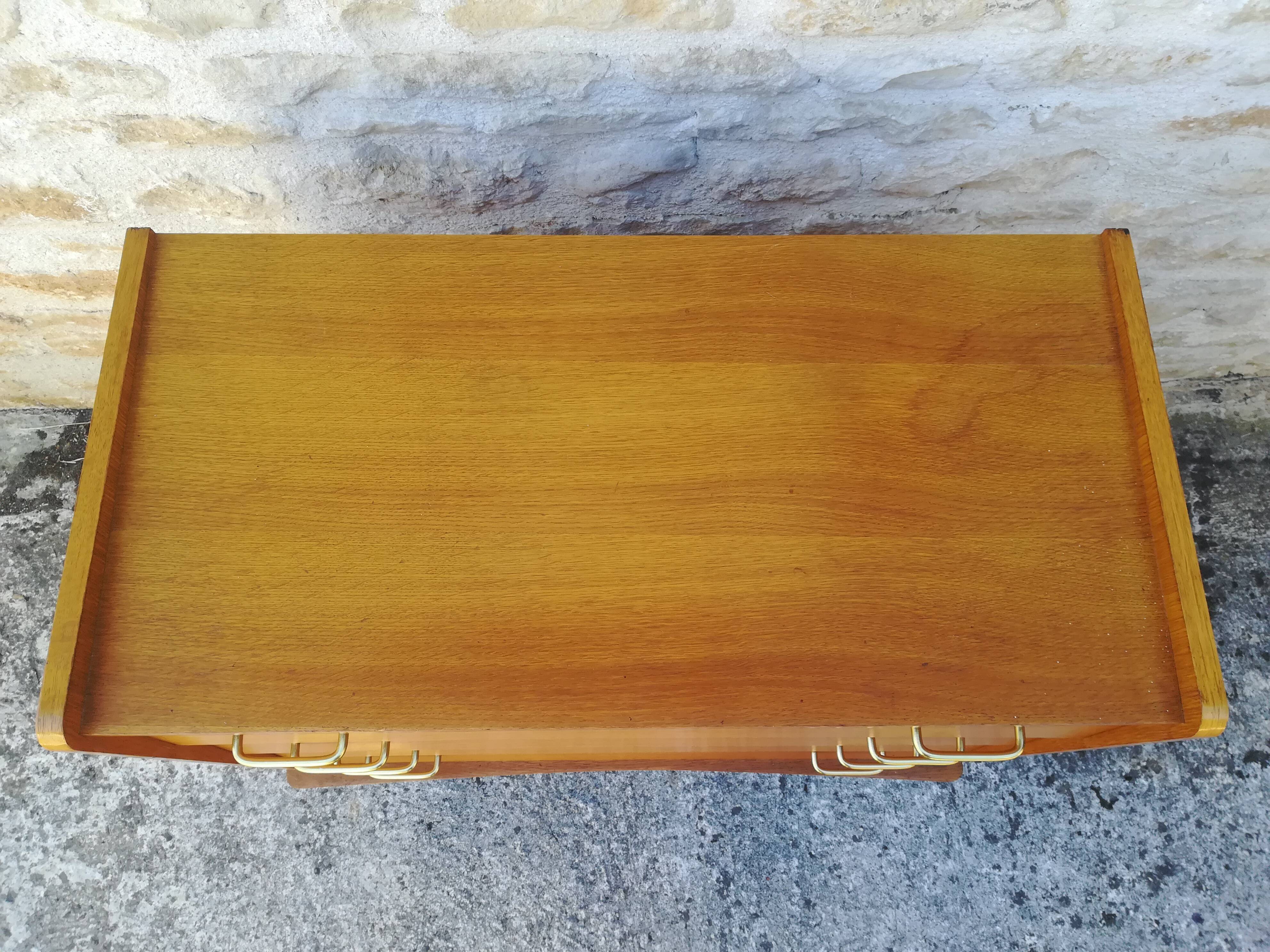 Vintage chest of drawers with four drawers