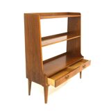 Bibliothèque scandinave en noyer, Suède, 1940