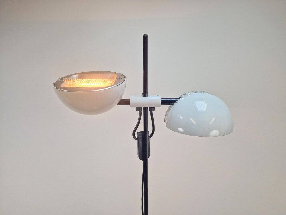 Vintage White Floor Lamp from Valenti Milano, Italy, 1970s