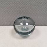 Rondo ball vase by Per Lütken for Holmegaard, Denmark, 1959.