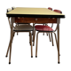 Table en Formica avec 4 chaises
