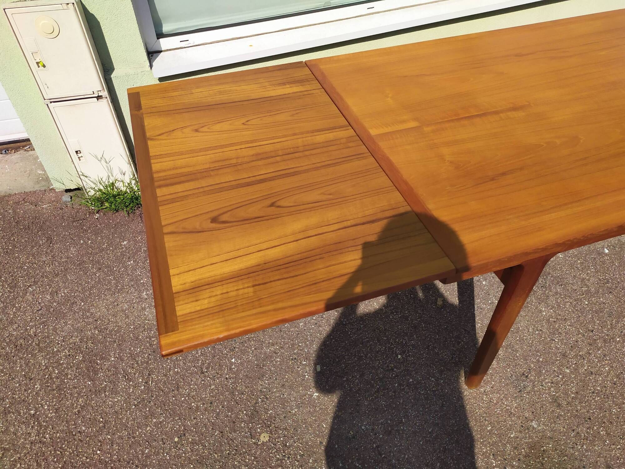 Scandinavian teak dining table with extension 6 to 10 people Henning Kjaernulf