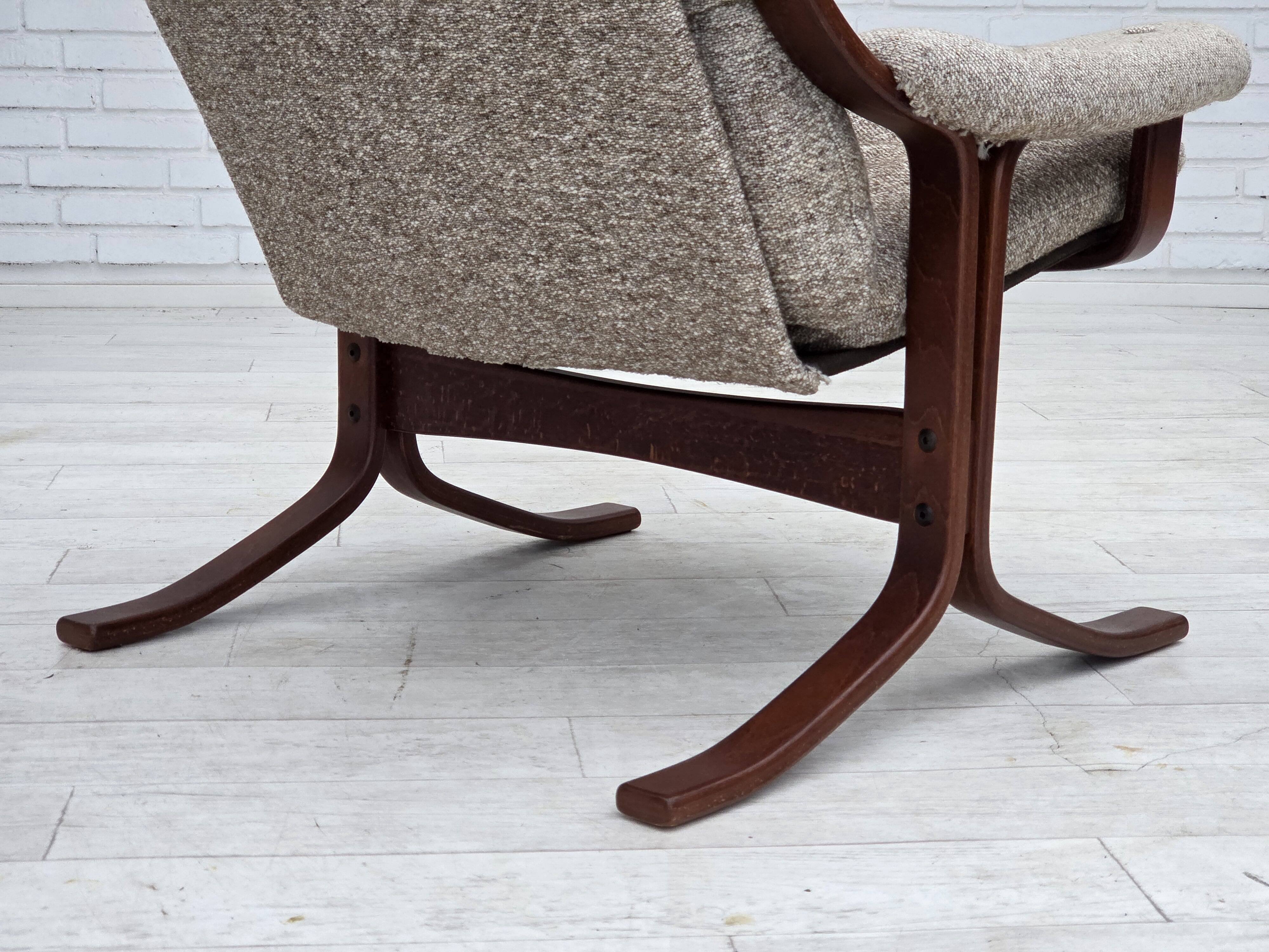 1970s, Norwegian design armchair, blend wool fabric, bent wood.