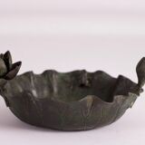Bowl japanese pocket in lotus ikebana at la grenouille