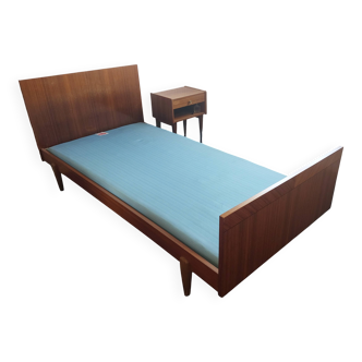 bed 90 and bedside table