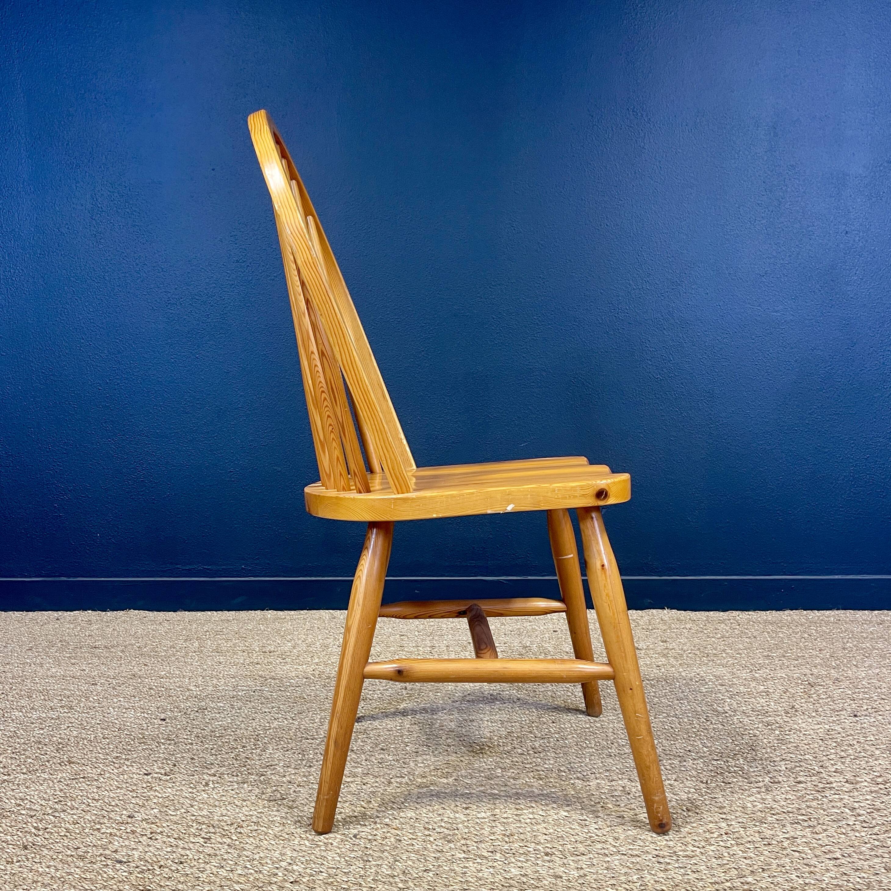 Set of 6 solid pine chairs from the 80s