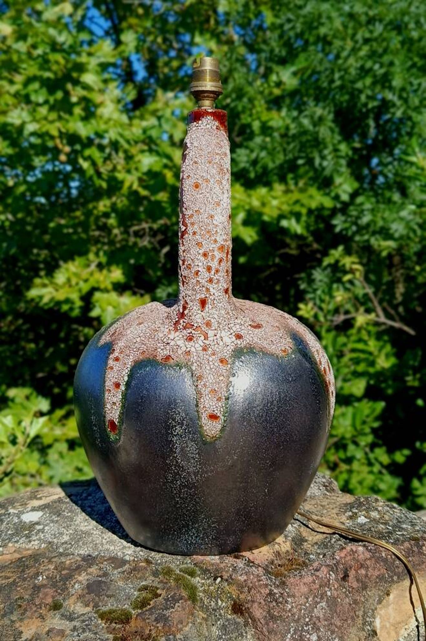 LAMP BASE CERAMIC GLAZE FAT LAVA