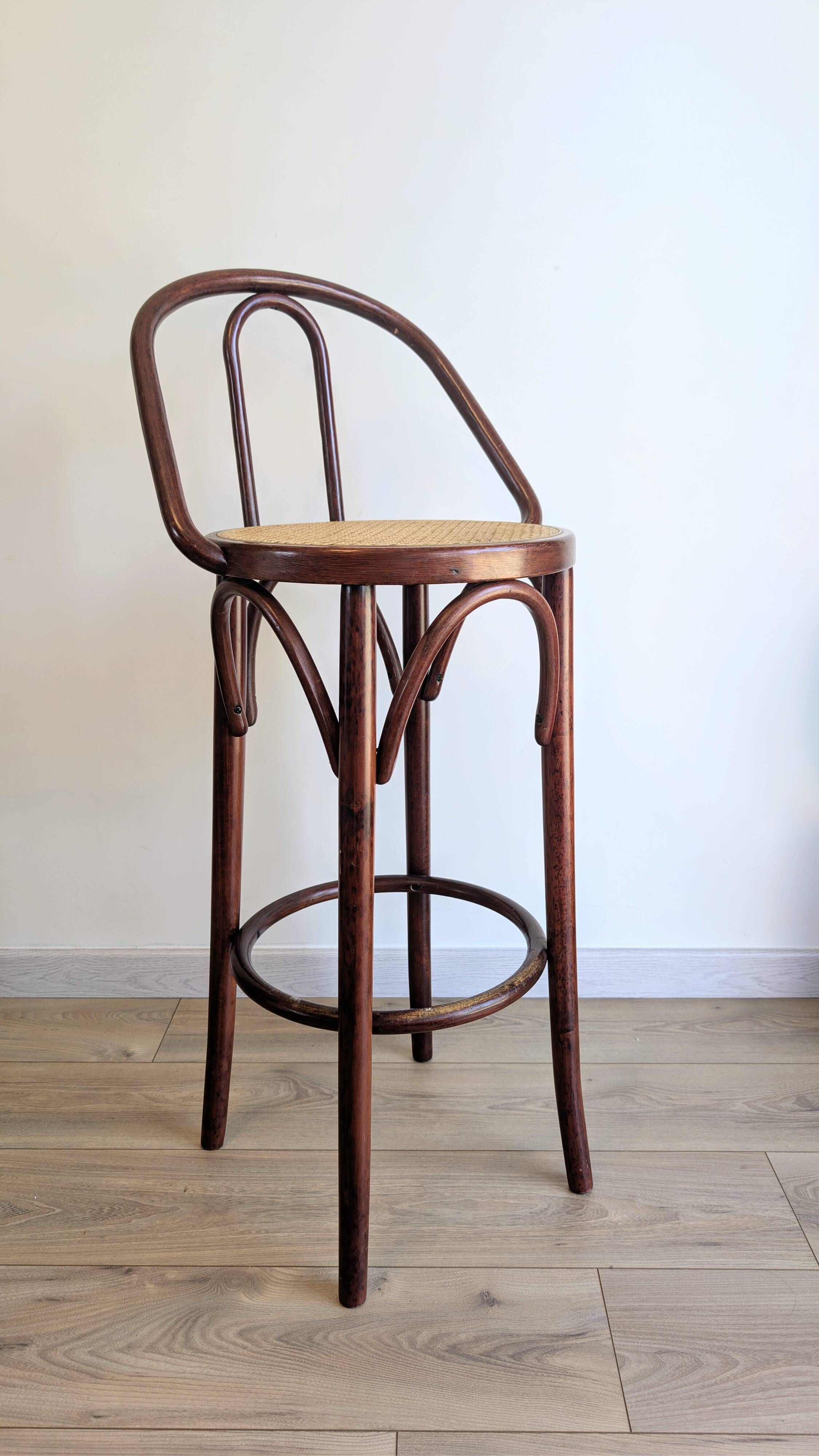 Bistro bar chair in curved wood and cane in Thonet style