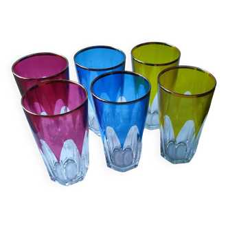 Verres colorés anciens