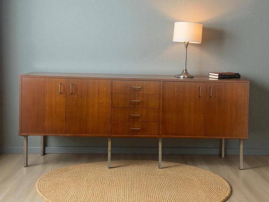 Buffet / armoire / buffet vintage XL en bois