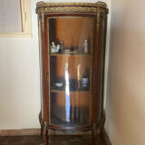 Old showcase